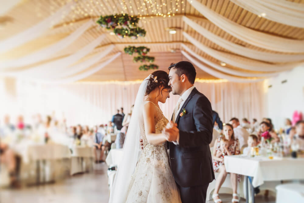 How Your Wedding Can Support a Good Cause